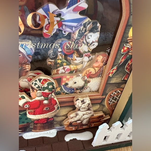 Vintage Christmas toy shop musical wooden house. Music works - see video. - Picture 10 of 13